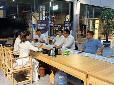 市商务局党组书记董万生深入临翔区调研网络文化经营产业发展现状与前景